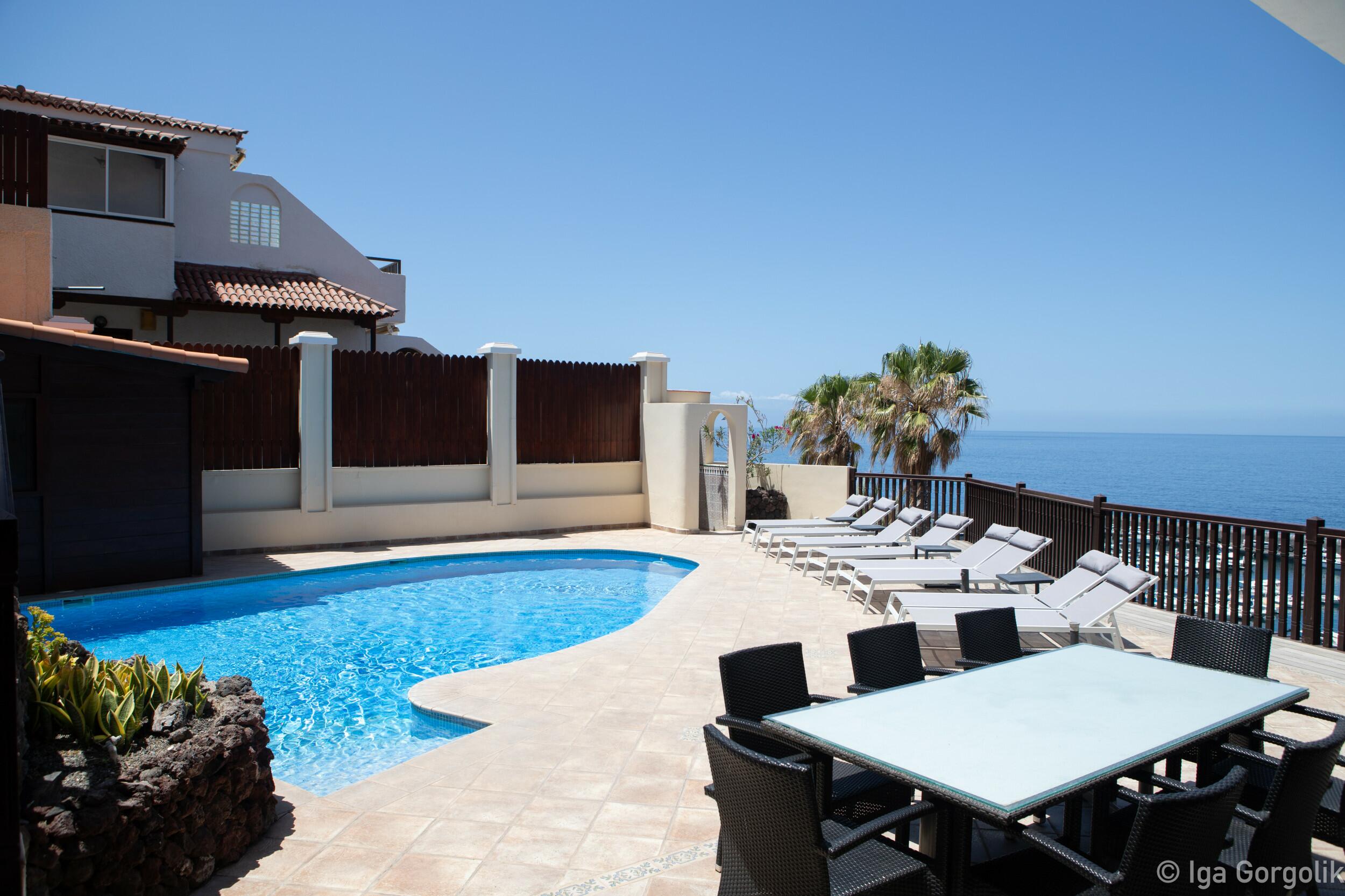 Villa sobre el acantilado, Los Gigantes — 5/12