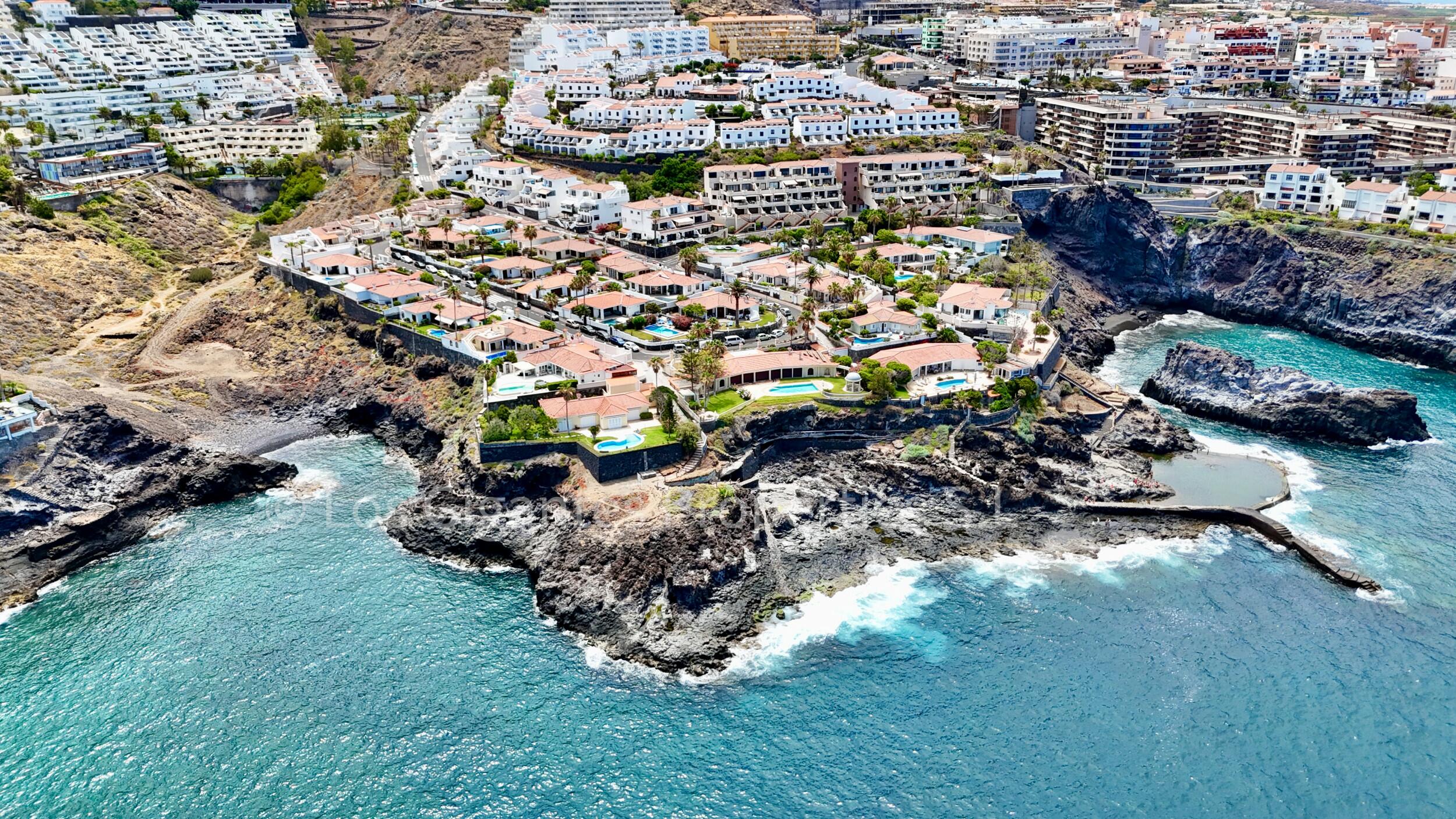 Villa en Crab Island, Los Gigantes — 5/12
