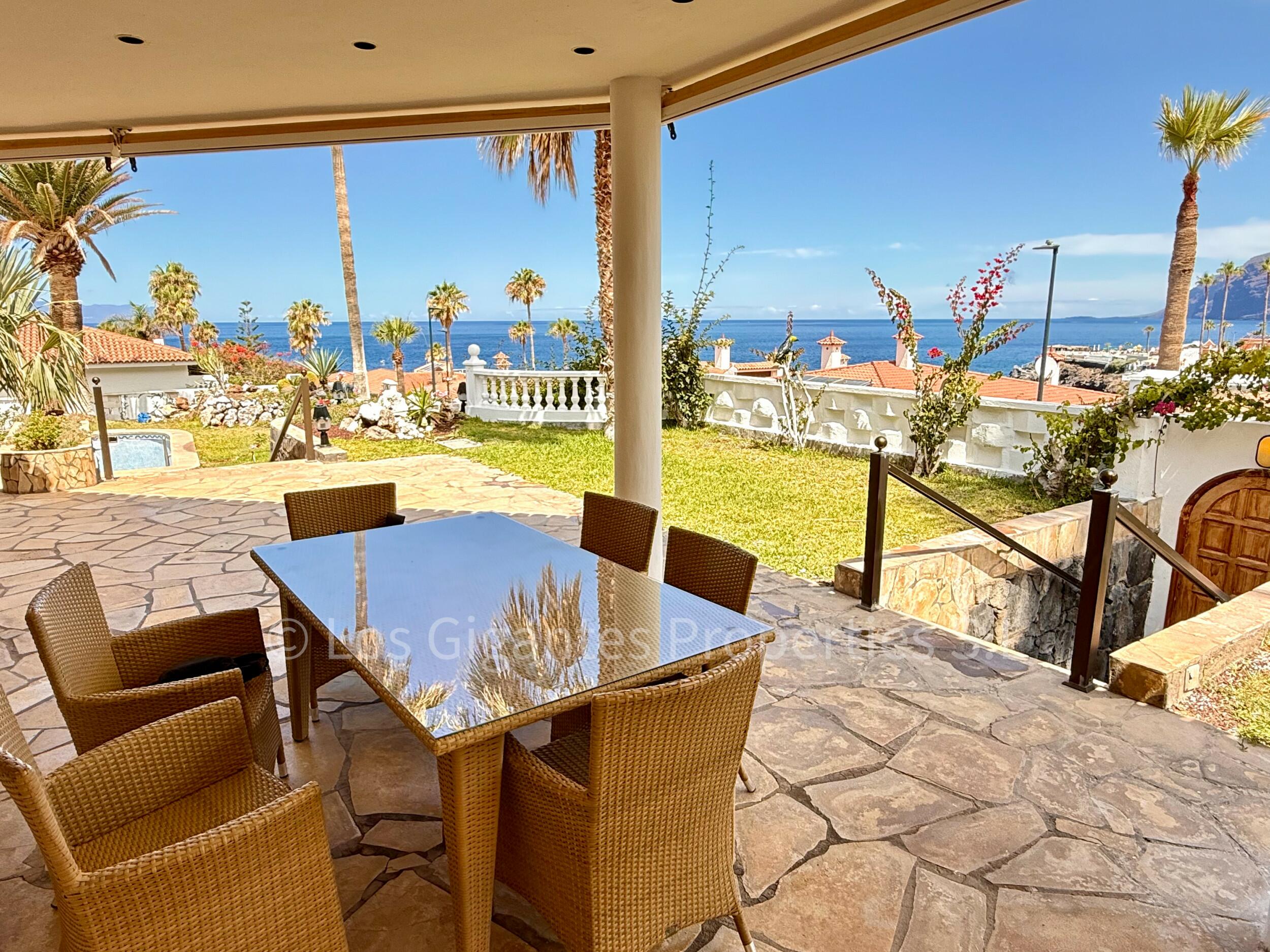 Villa en Crab Island, Los Gigantes — 6/12