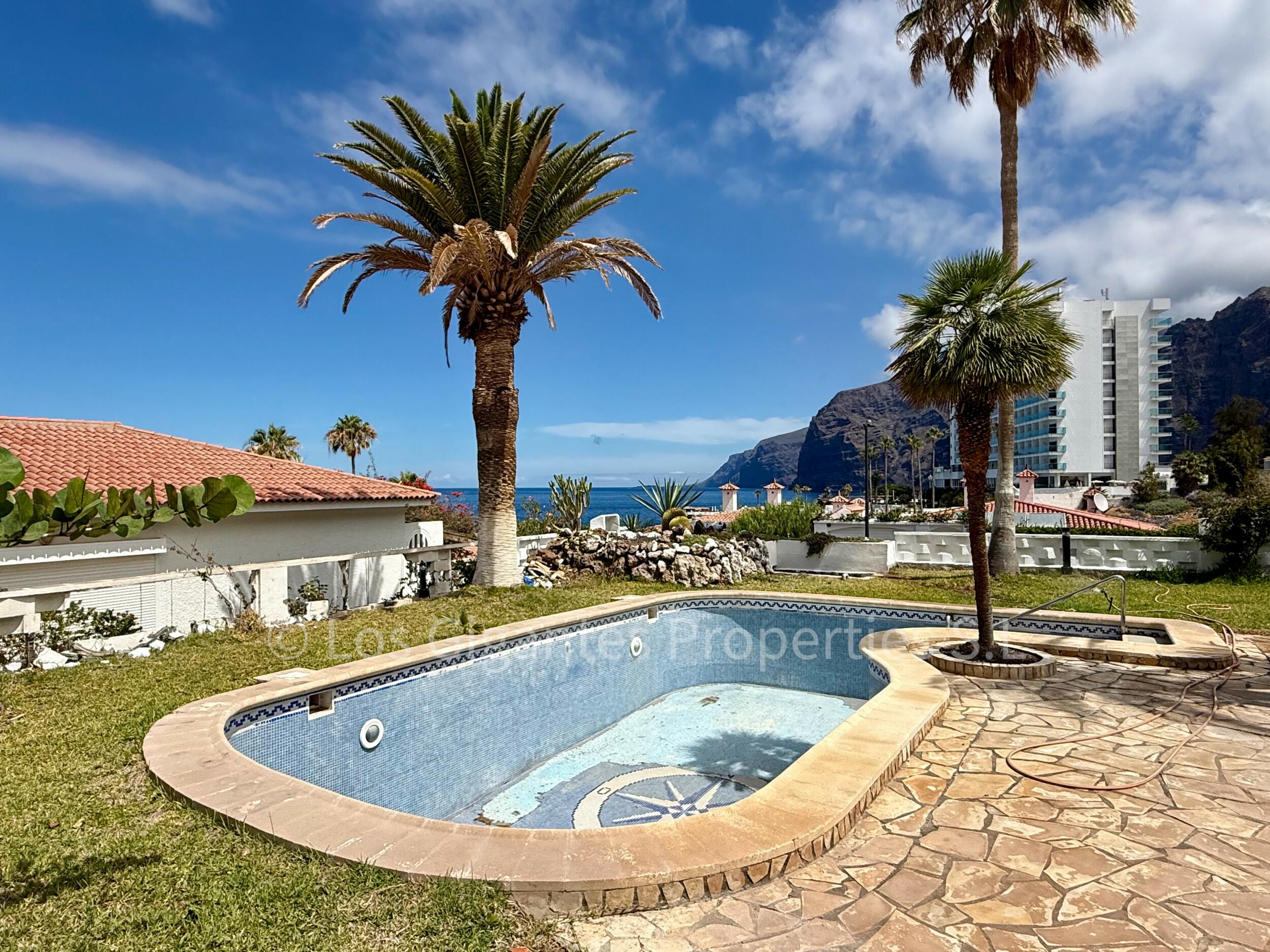 Villa en Crab Island, Los Gigantes — 7/12